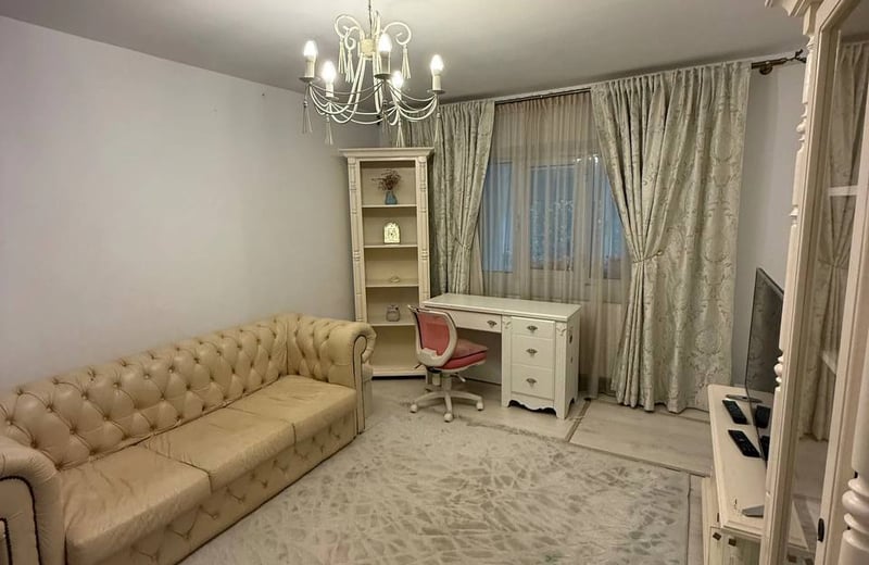 Rent of a comfortable 3-room apartment, 70 m², Constanța, Romania